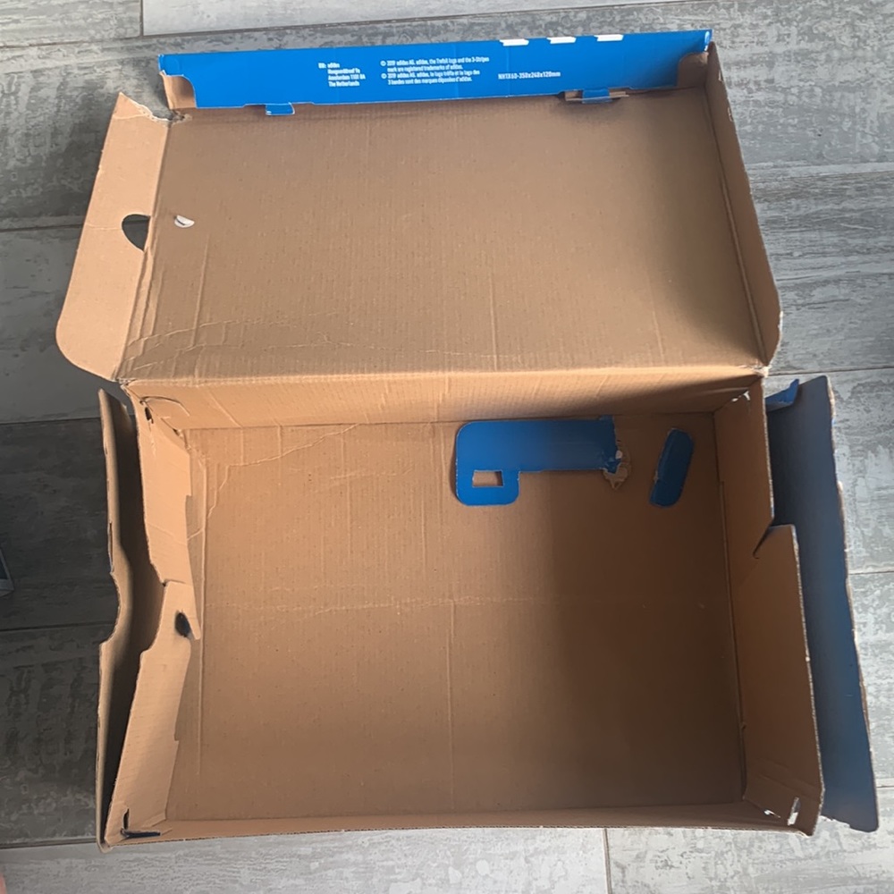 1pcs Adidas Gift Wrap Packaging Shoe Box - Picture 6 of 16